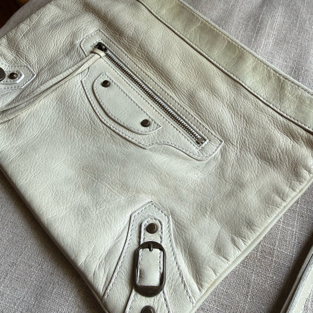 BALENCIAGA 2004/05 City/First Moto Flat Case Clutch w/Strap in White - Picture 12 of 16